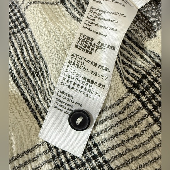 Topshop Boyfriend Plaid Black Cream Crinkle Button Up Buffalo Plaid, Sz 2 - Picture 13 of 14
